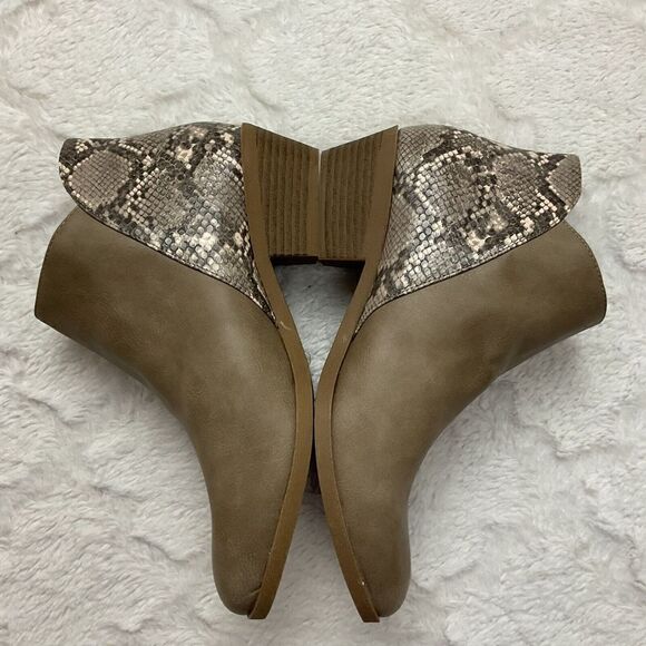 Angel Steps Snakeskin Booties Women's 11 Brown - Picture 5 of 10